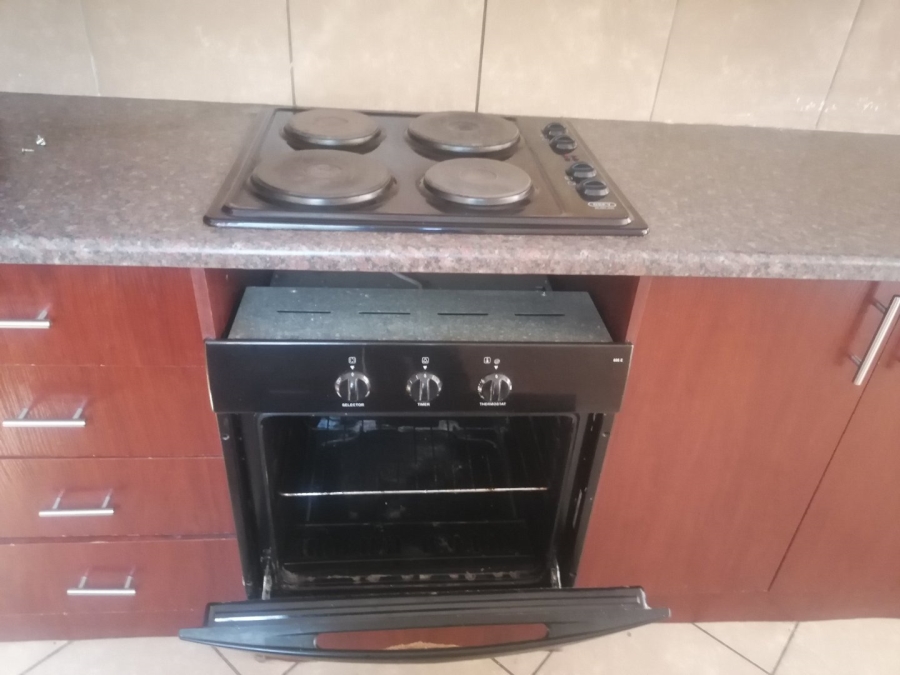 To Let 3 Bedroom Property for Rent in Pinehaven Free State